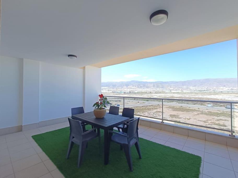 Mar Y Sal 12 Suites, Gran Terraza Con Vistas Al Mar, 2 Hab, Garaje Y Piscina Roquetas de Mar Exterior foto